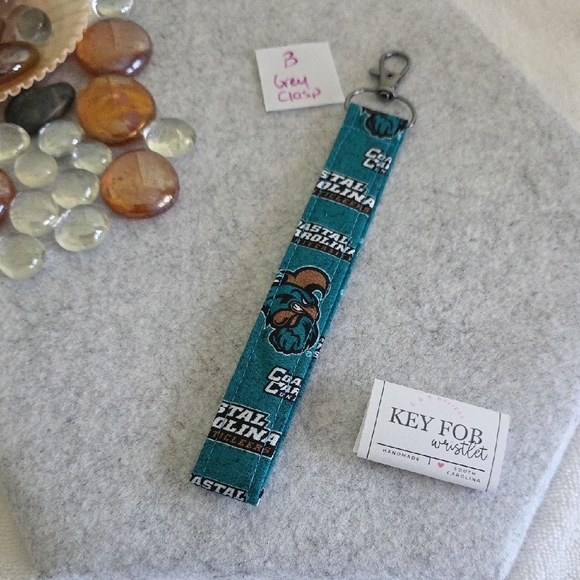 Teal keychain lanyard featuring Coastal Carolina design - Picture 6 of 11